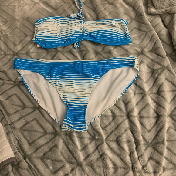 Never Worn Bikini - Picture 1 of 2